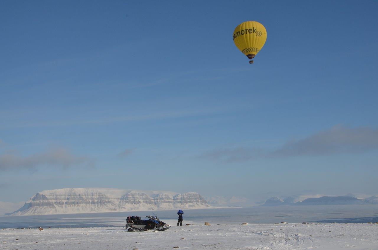 Expedición en globo a Svalbard